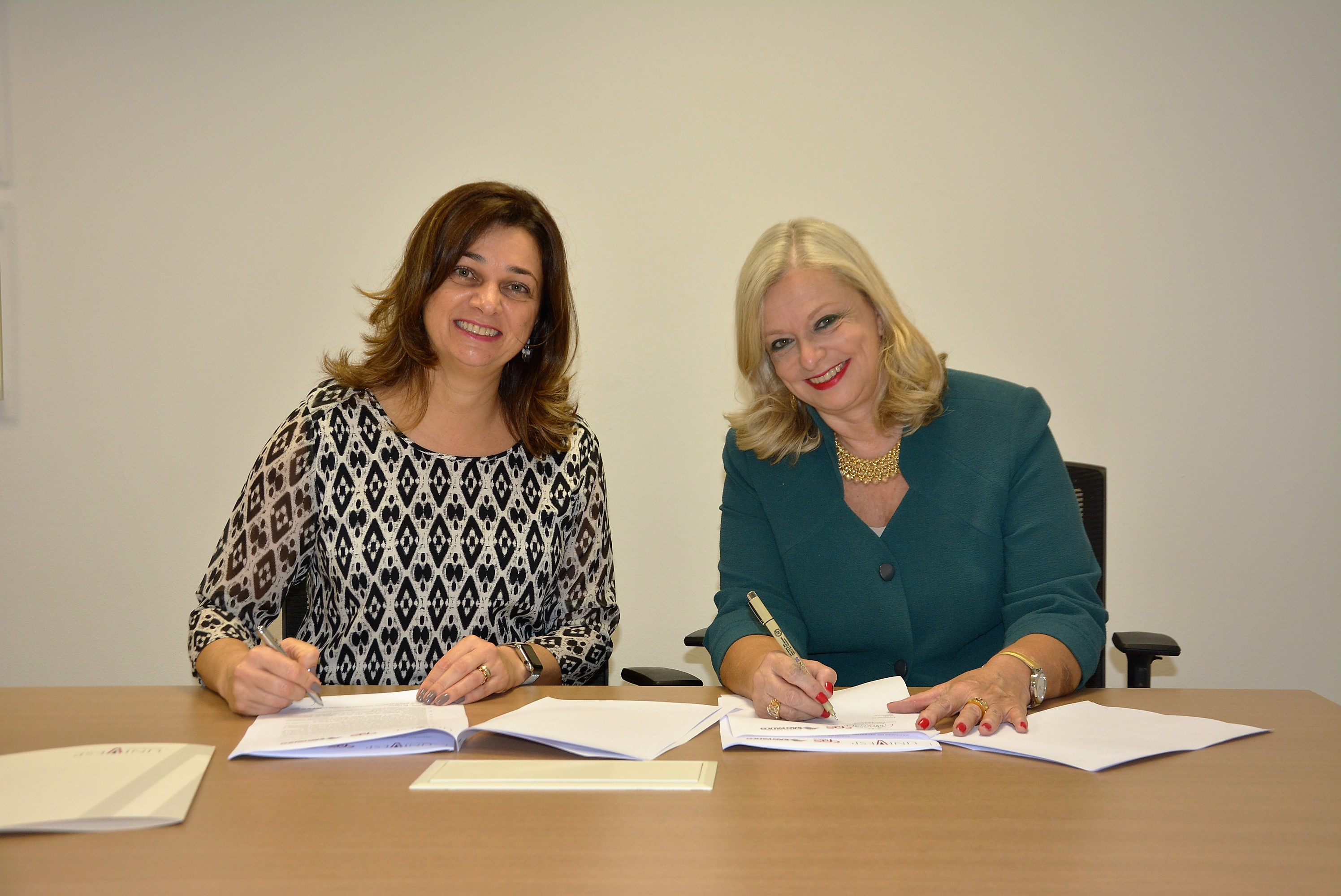 Univesp e Centro Paula Souza firmam convênio