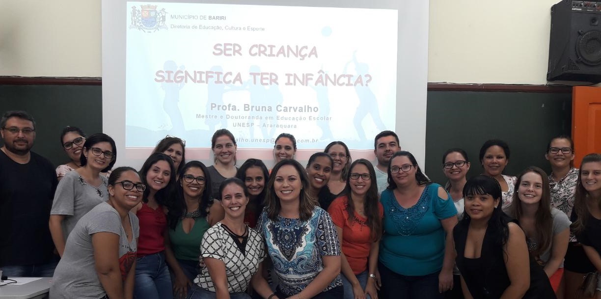 Polo de Bariri realiza palestras a alunos de Pedagogia