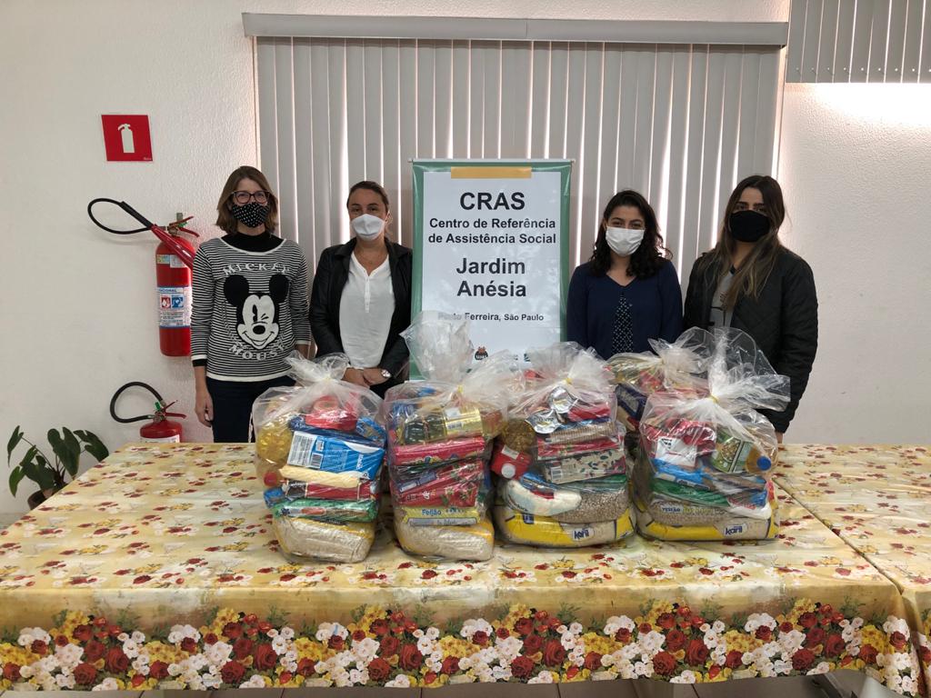 Alunos do polo de Porto Ferreira arrecadam alimentos para instituições do município