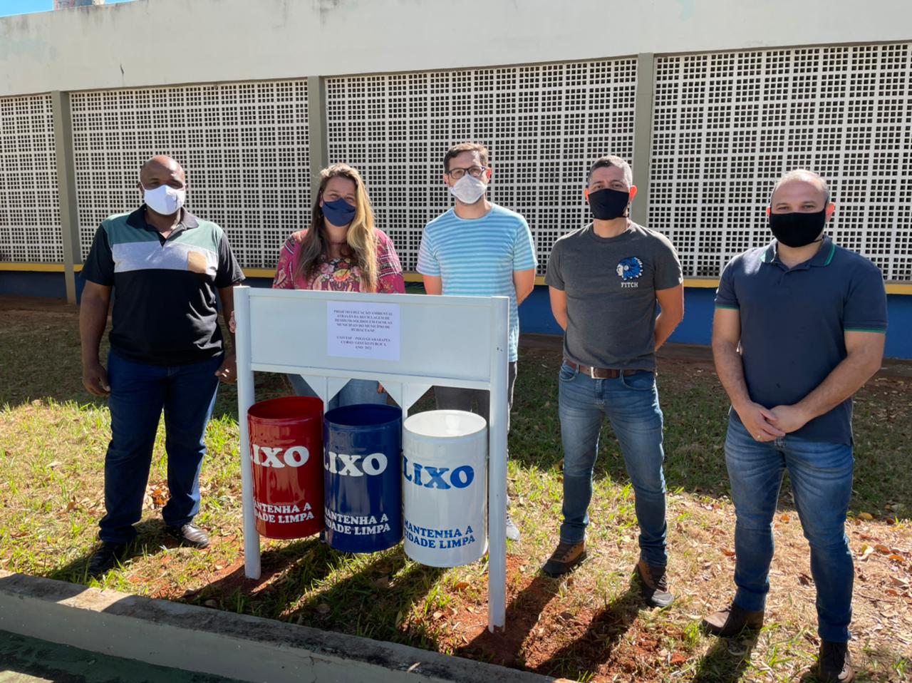 Alunos do polo da Univesp de Guararapes realizam projeto de educação ambiental