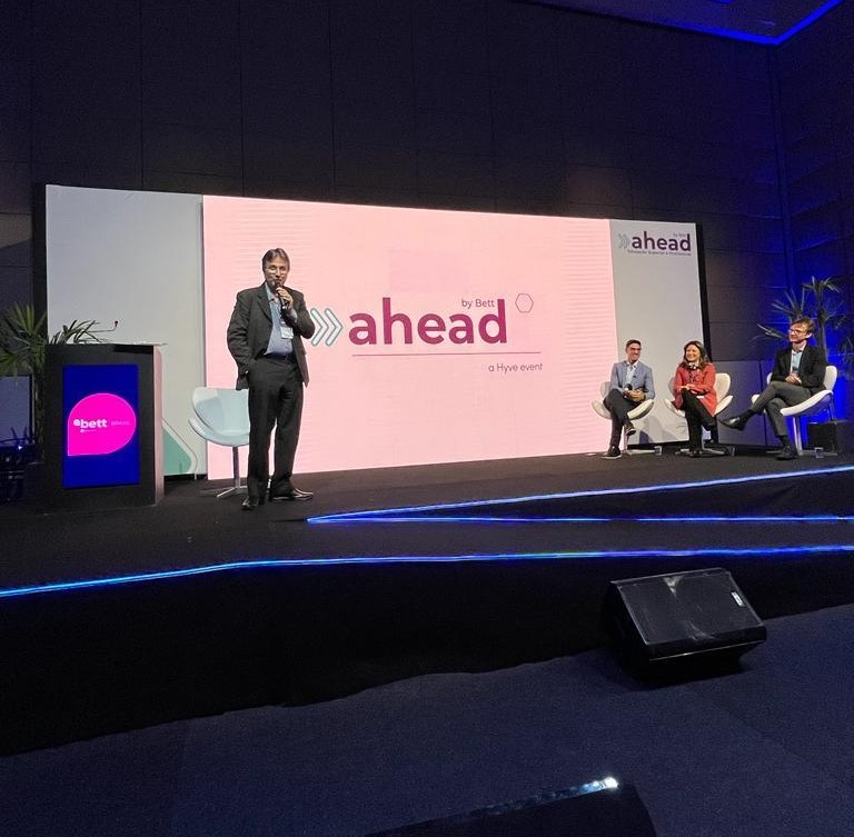 Presidente da Univesp modera painel na Bett Brasil 2023