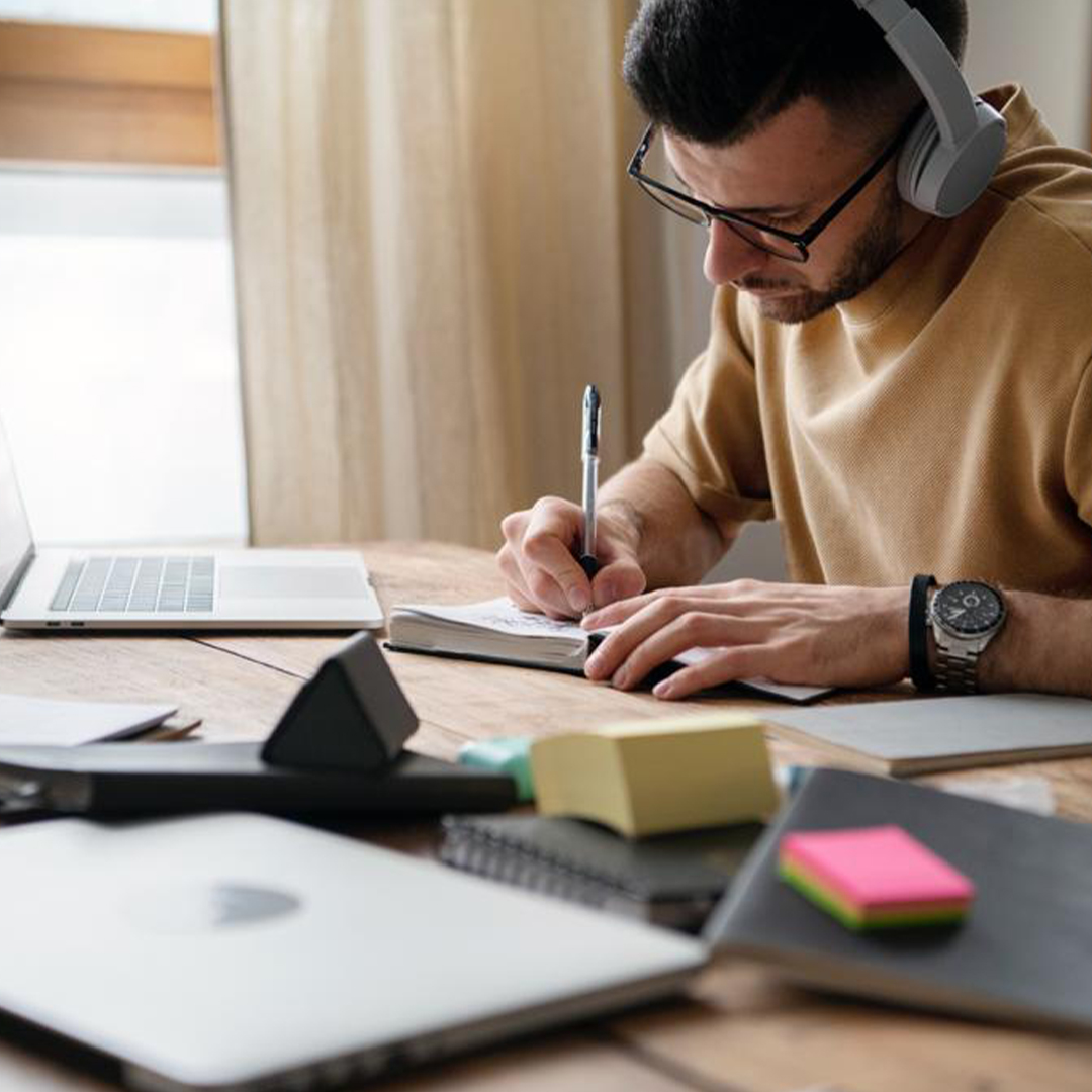 Ensino superior gratuito à distância de SP cresce 38% e alcança 83 mil alunos em 2023