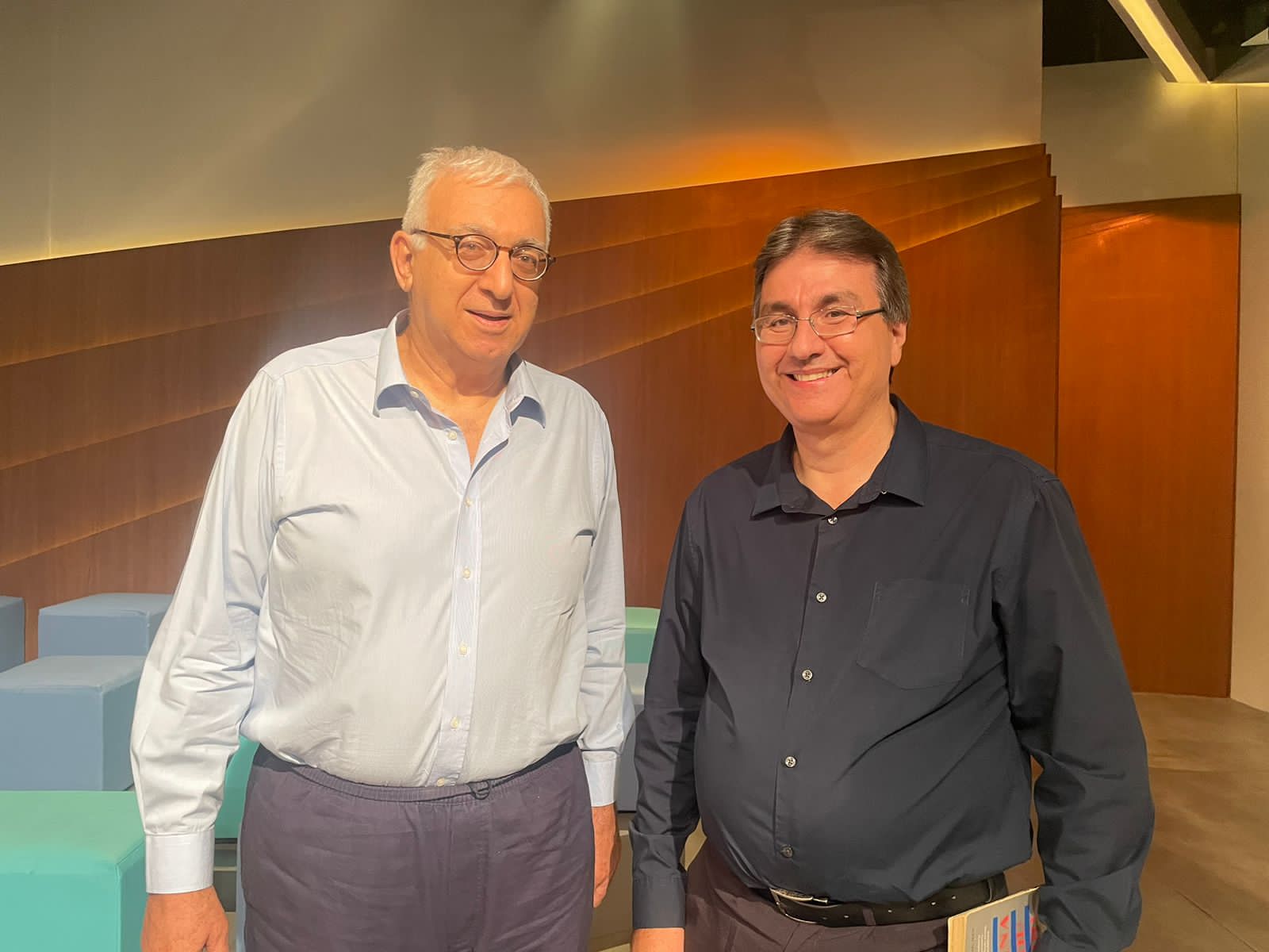 Pesquisador José Roberto Ferro participa de gravação na Univesp TV