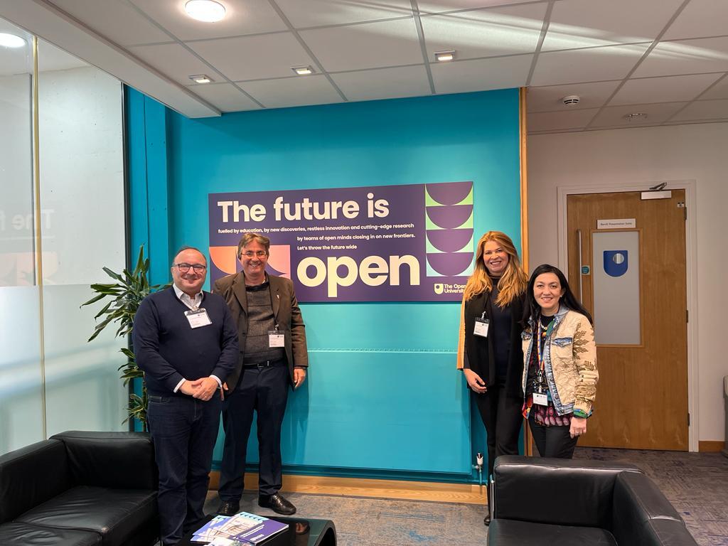 Diretoria da Univesp visita as universidades Open University e Cambridge