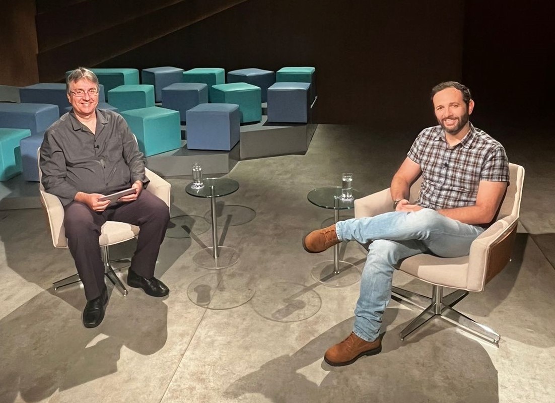 Apresentador do Manual do Mundo participa do Open Univesp