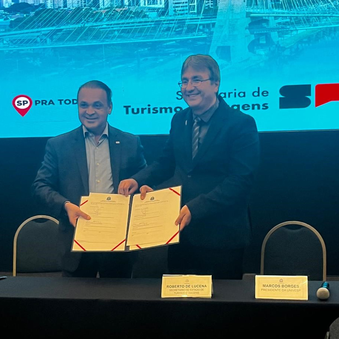 Representantes da Univesp e Secretaria de Turismo de SP assinam protocolo de intenção