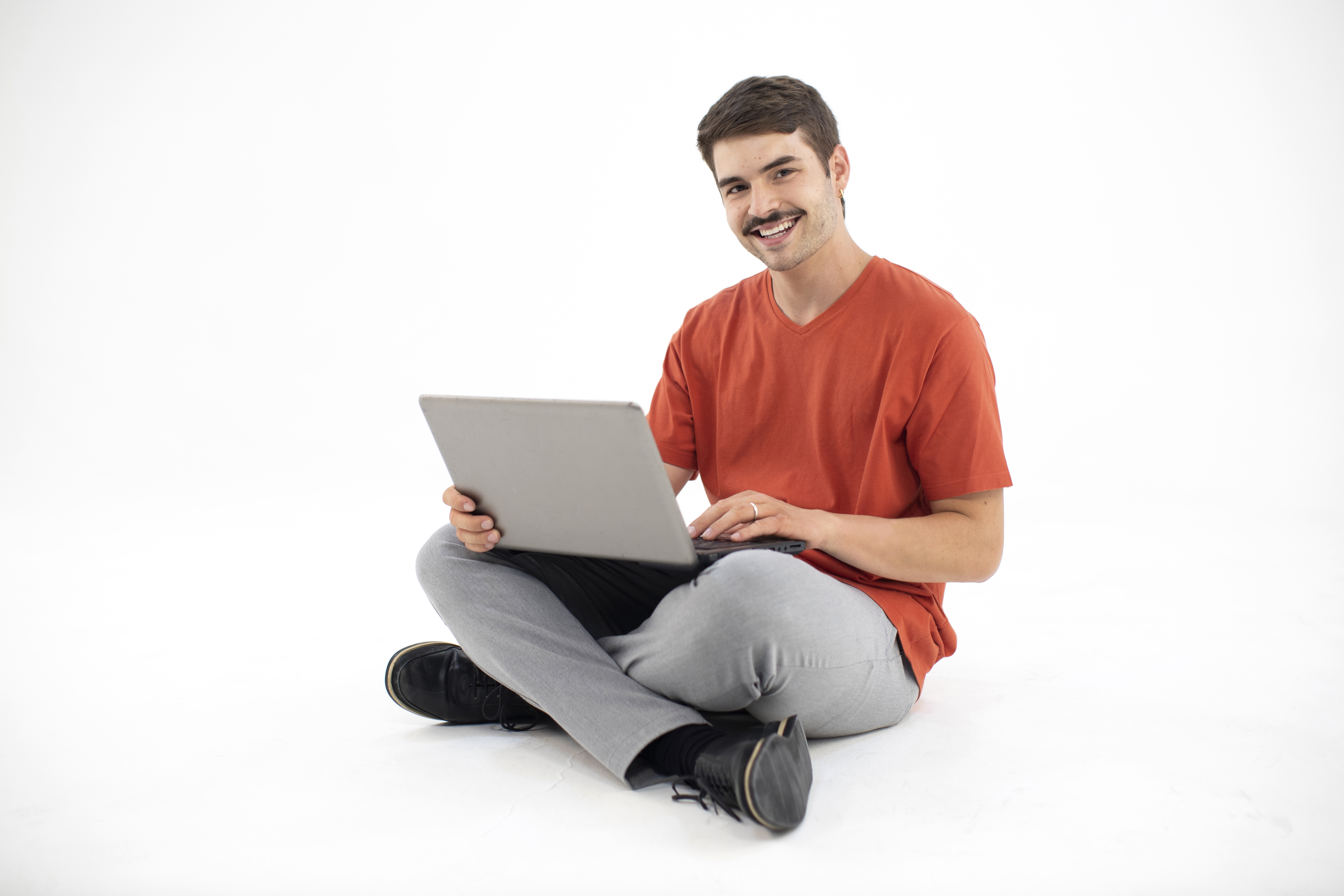 Vestibular da Univesp 2025 oferece 819 vagas na região Central